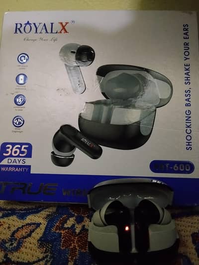 Royal X LBT-600 TWS Wireless Earbuds –