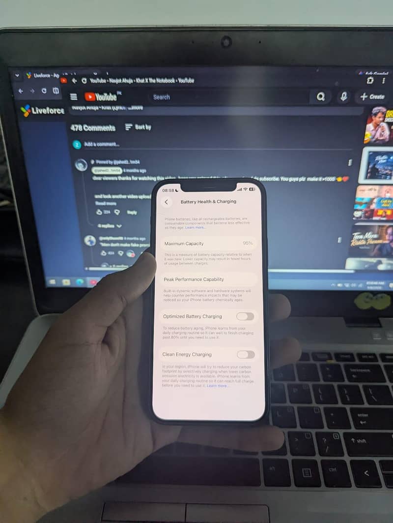 Apple iPhone 12 4