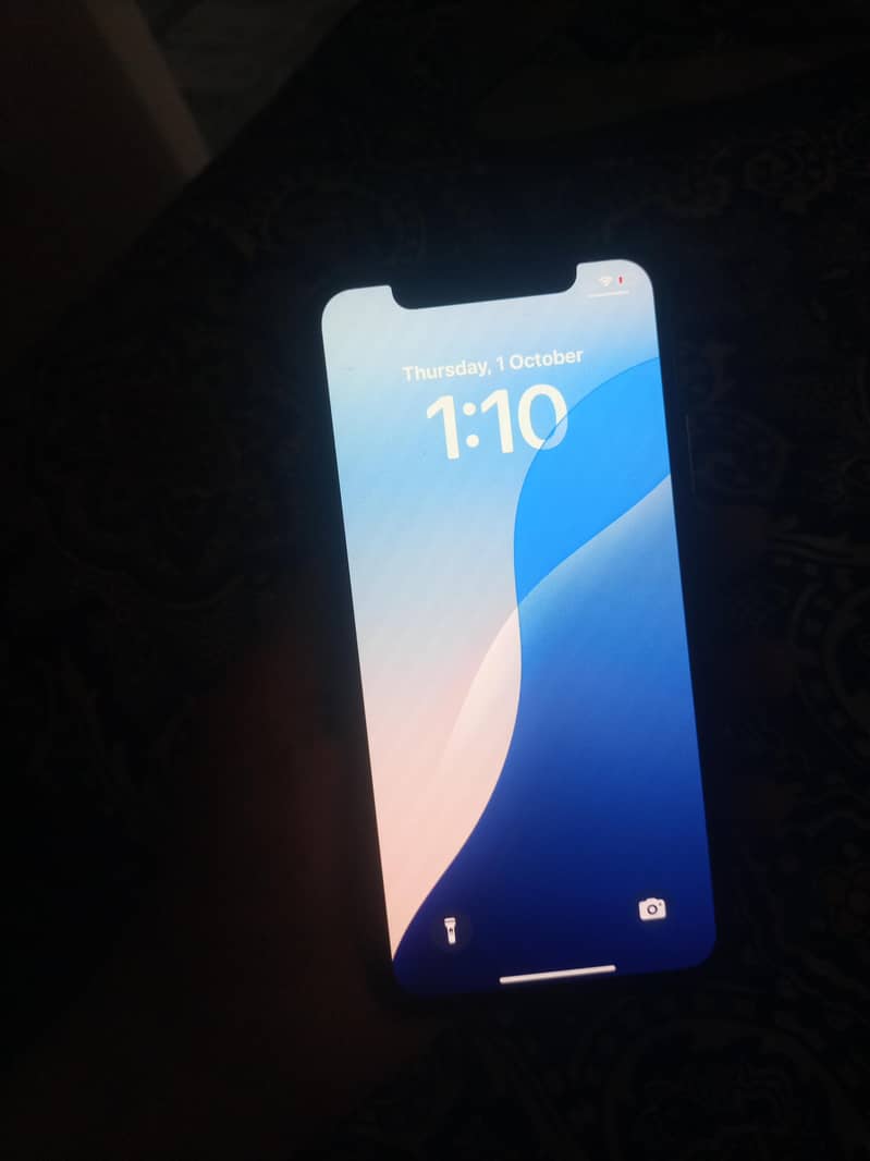 Apple iPhone XS 1
