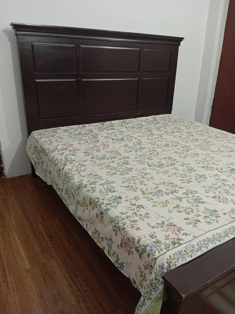 Bed in Good condition 2