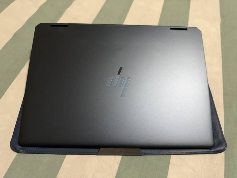 HP SPECTRE x360 8
