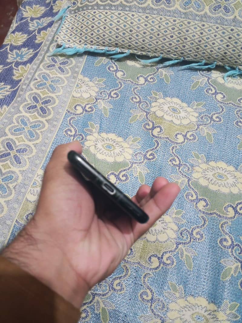 One Plus 9 Pro only mobile 2