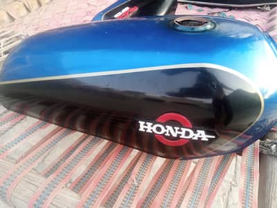 Honda 125 Fuel Tank set