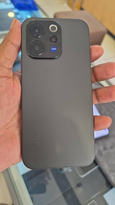 Vivo V70 5G 12/512