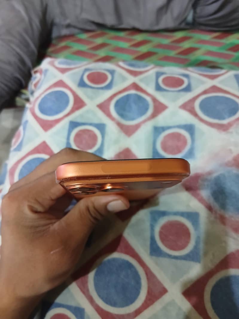 Apple iPhone 17 Pro Max 2