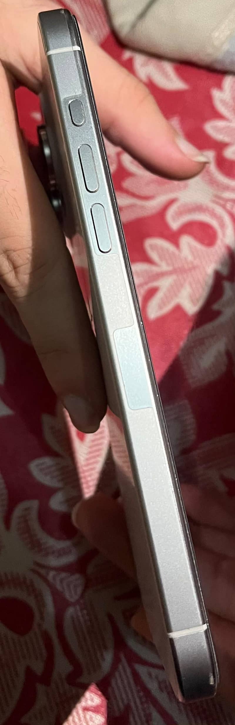 Apple iPhone 15 Pro Max 6