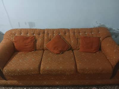 5 seater sofa set with cushions