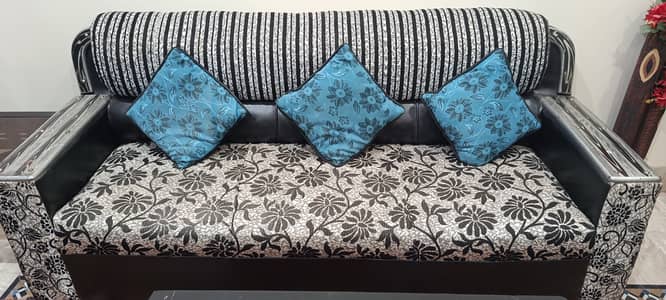 Beautifully designed sofa available for immediate sale. Give your home