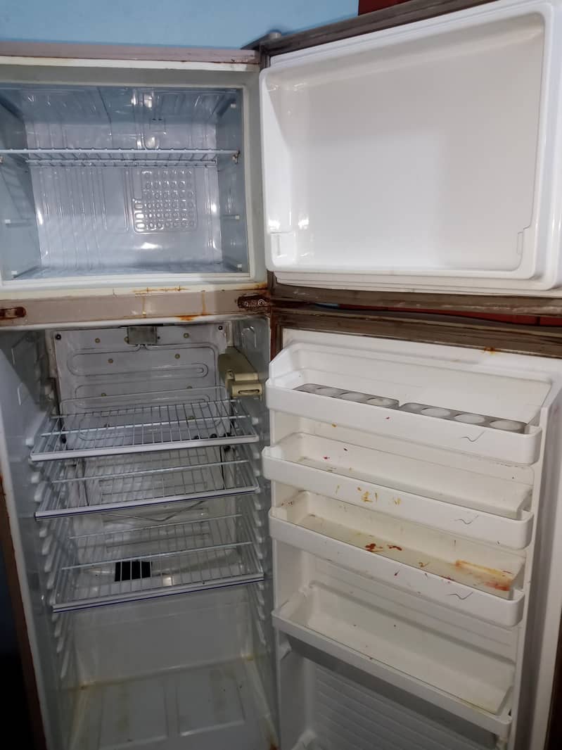 Dawlance refrigerator 2