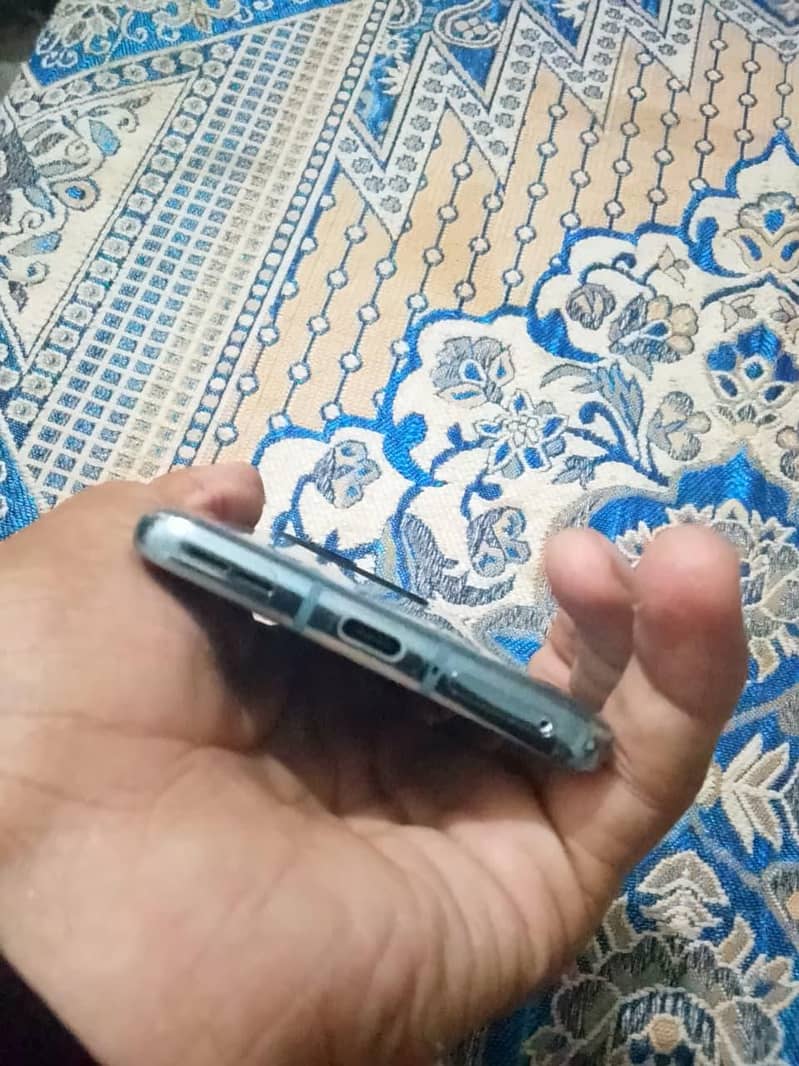 One Plus 10 Pro 1