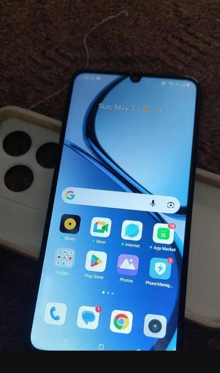 Realme C65 0
