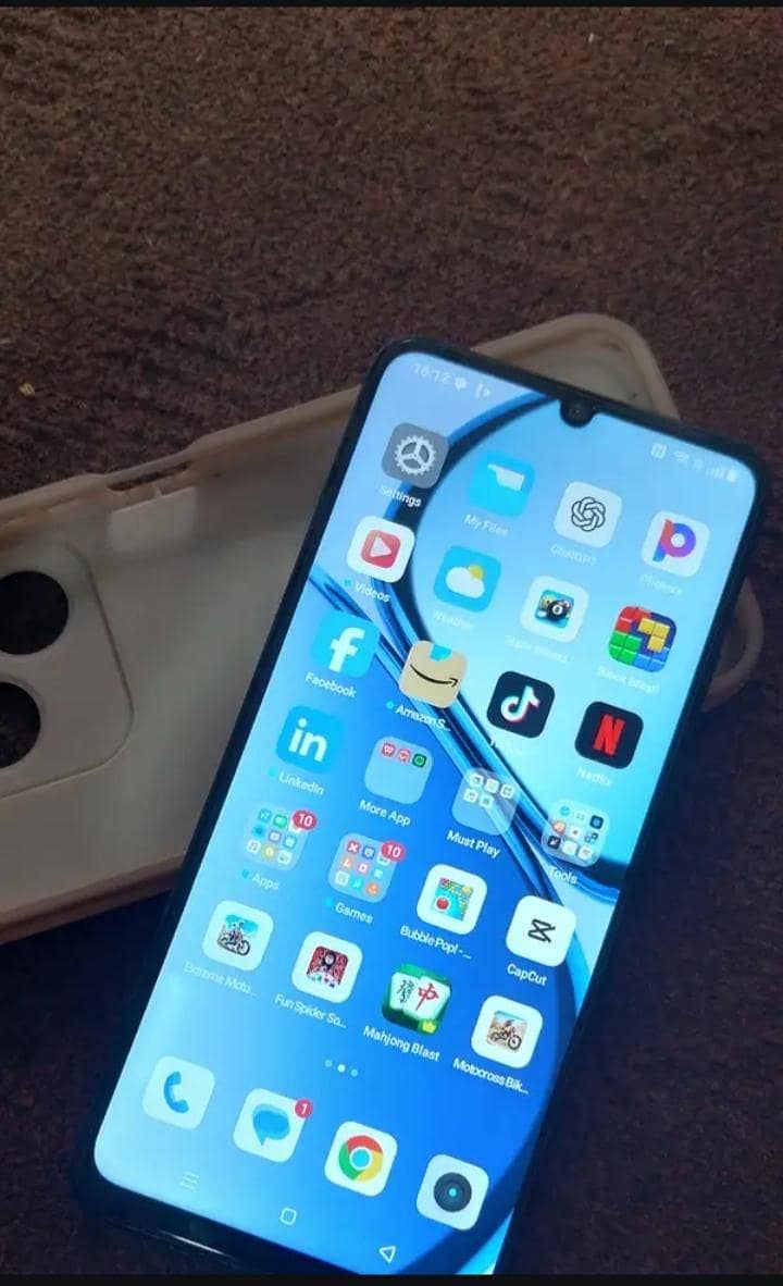 Realme C65 8