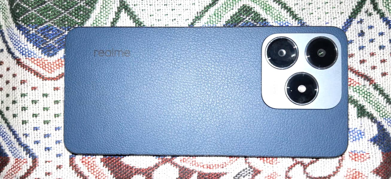 Realme C65 12