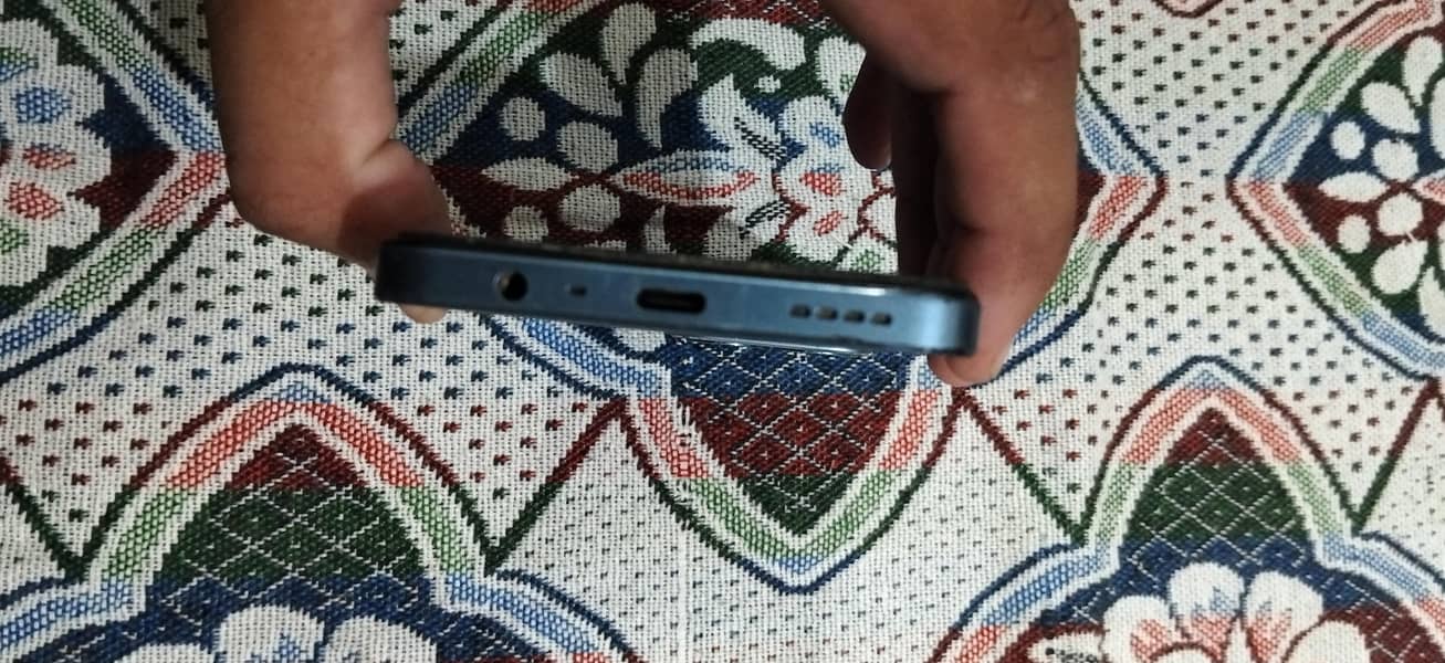 Realme C65 16