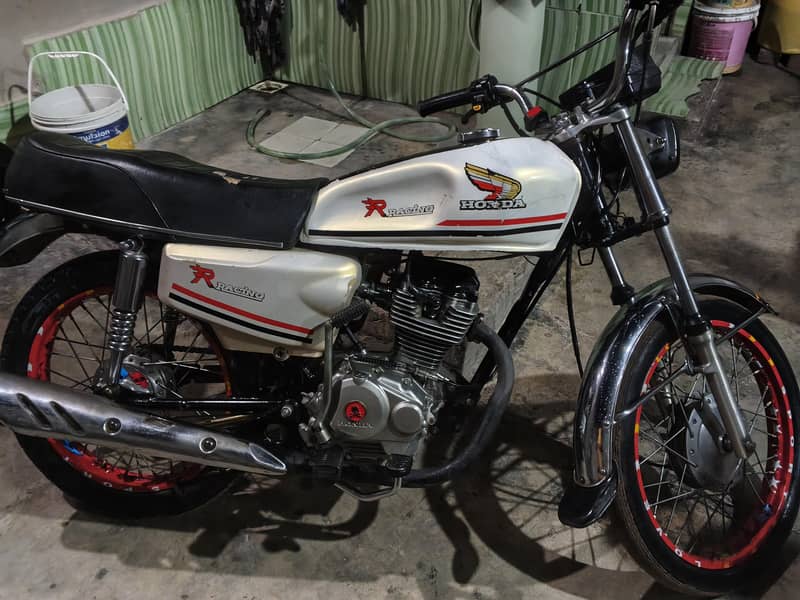 125 2007 model 0