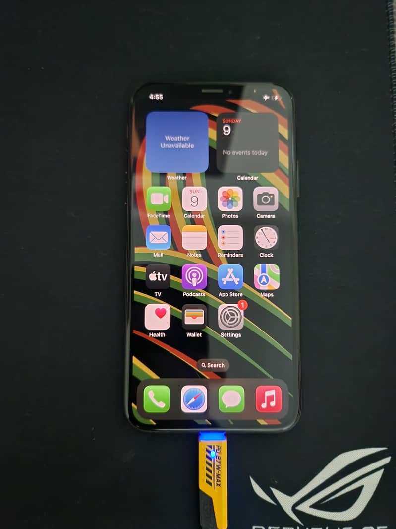 Apple iPhone XS 5