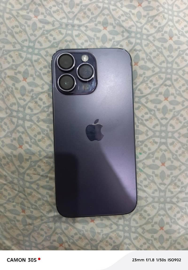 Apple iPhone 14 Pro Max 1