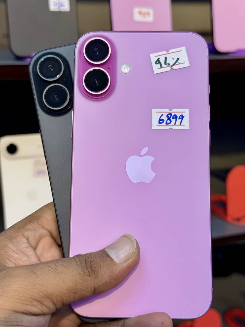 Apple iPhone 16 Plus 0