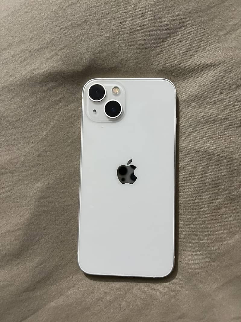Apple iPhone 13 0