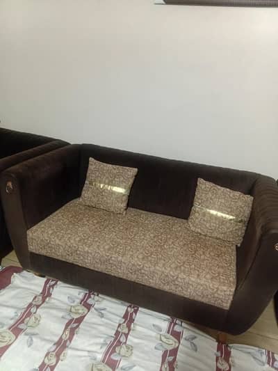 Turkish Velvet Sofa Set 5 Seater With Good Condition
