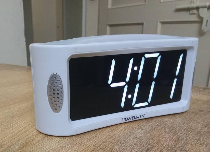 Trvelwey Digital Clock 1