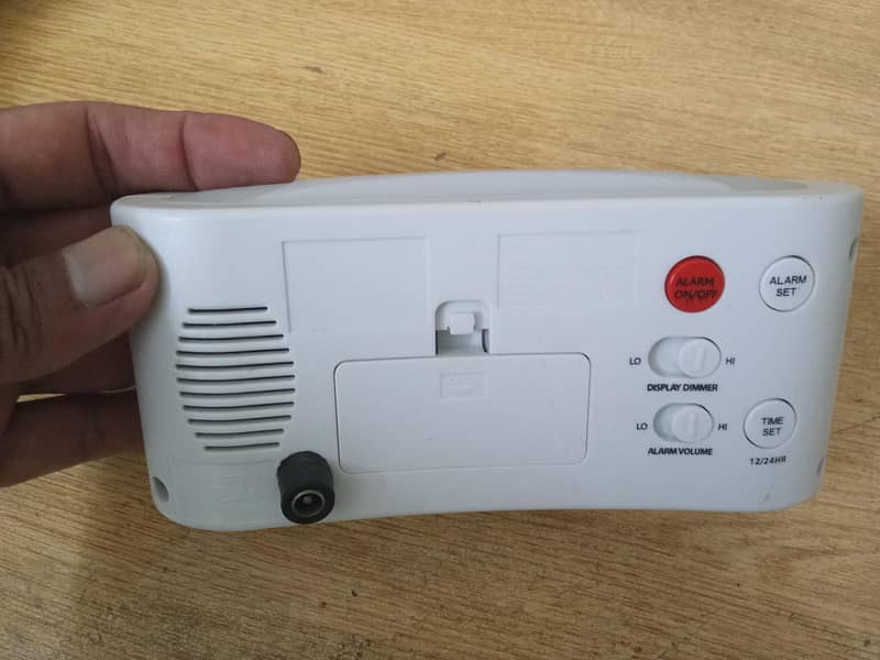 Trvelwey Digital Clock 9