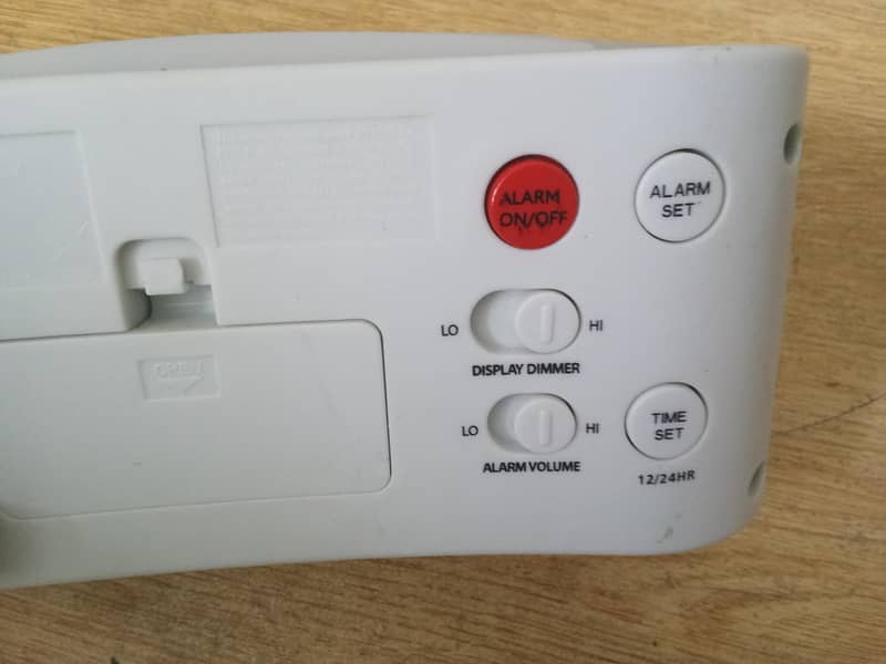 Trvelwey Digital Clock 11