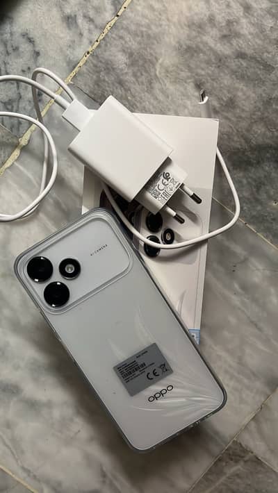 OPPO A16e