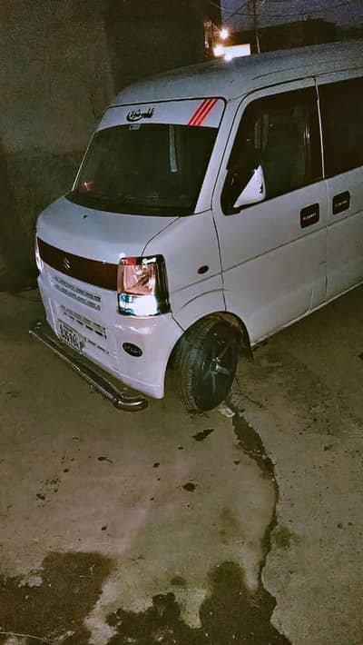 Suzuki Every Wagon 1900
