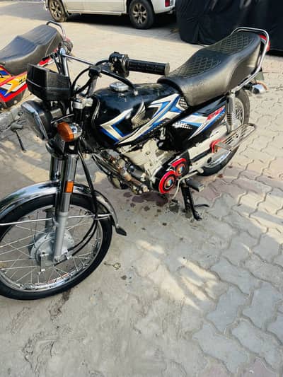 Honda CG 125 2025