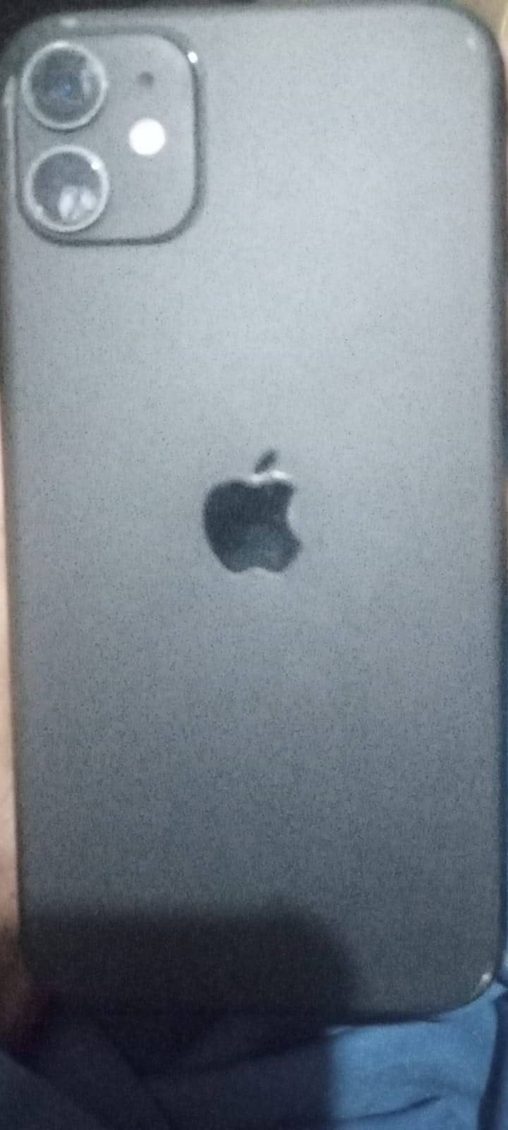 Apple iPhone 11 3