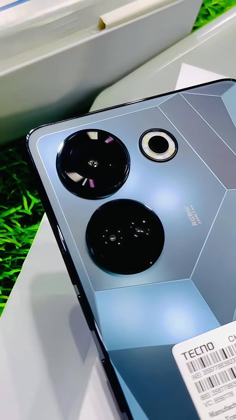 Tecno CAMON 20 0