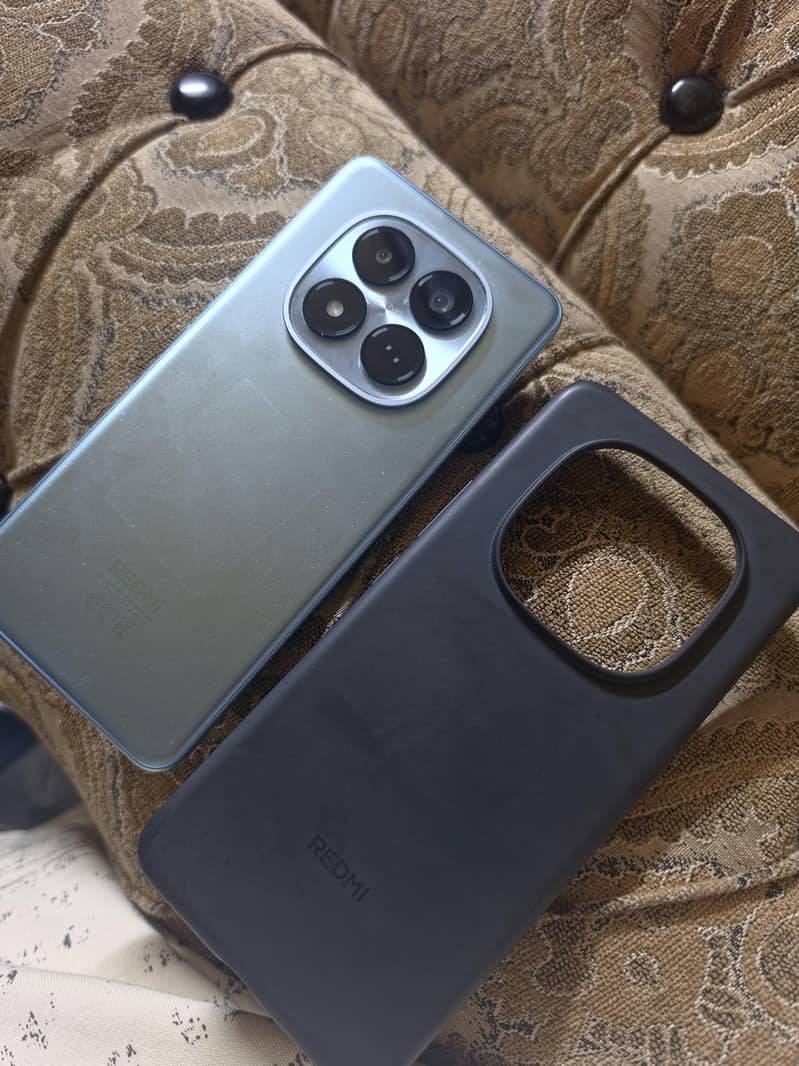 Xiaomi Redmi Note 15 Pro 3