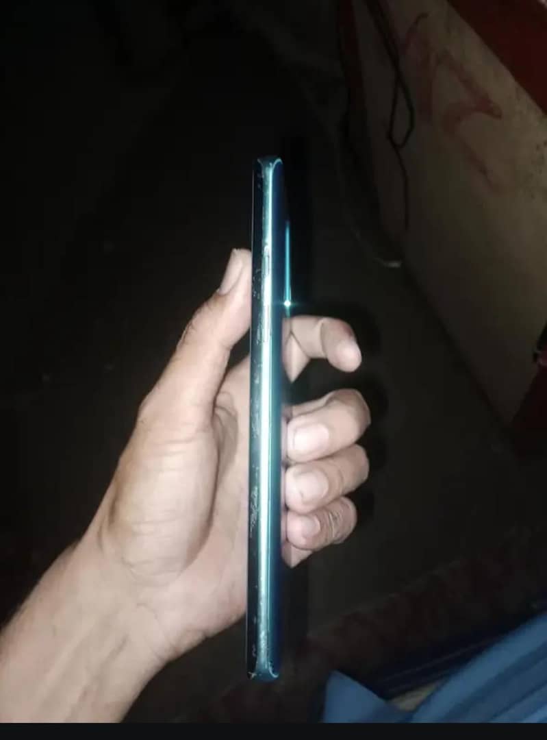 One Plus 8 8/128 4