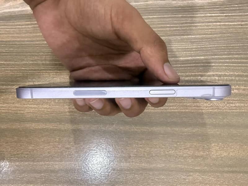 Apple iPhone 14 plus 1