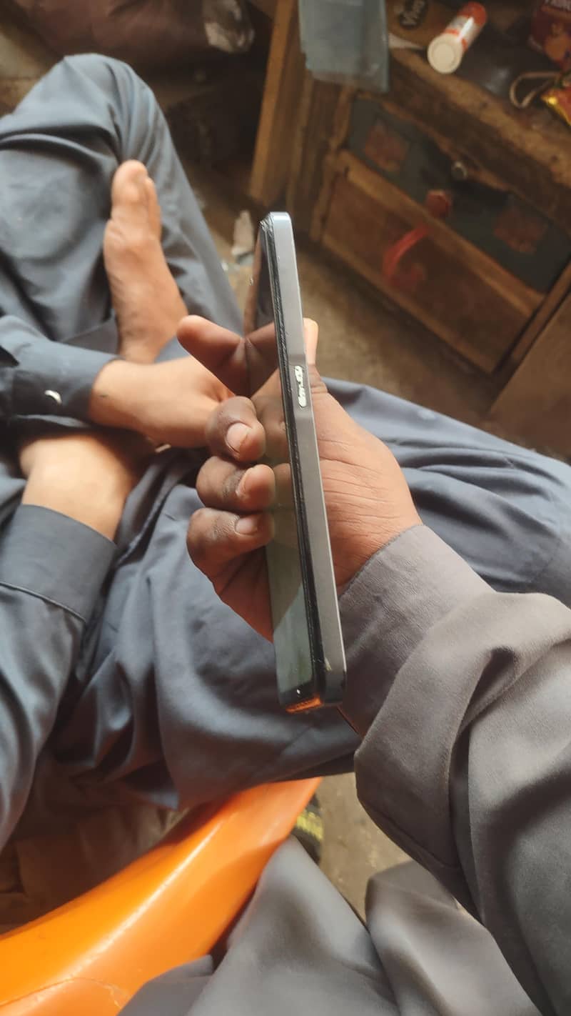 Realme C35 2