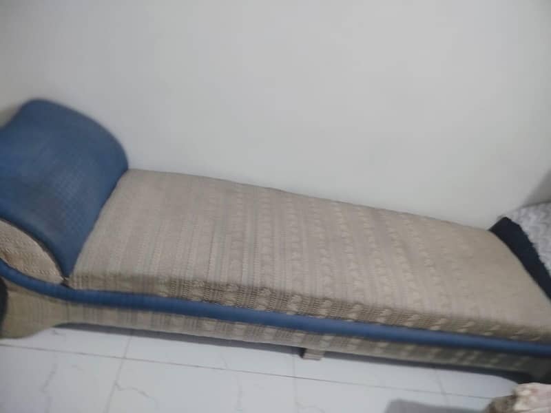seaty sofa 2