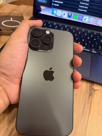 Apple iPhone 16 Pro Max JV