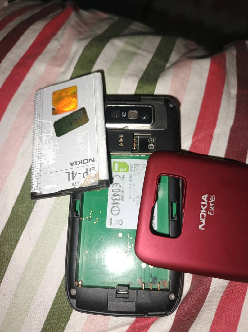 Nokia E63 2