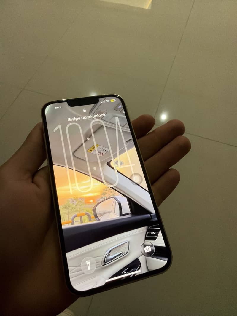 Apple iPhone 13 Pro 1