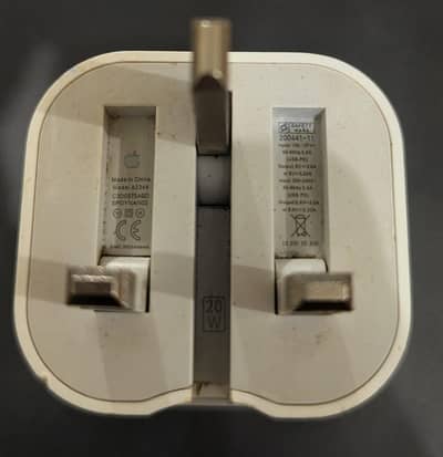 2o watt Apple original charger