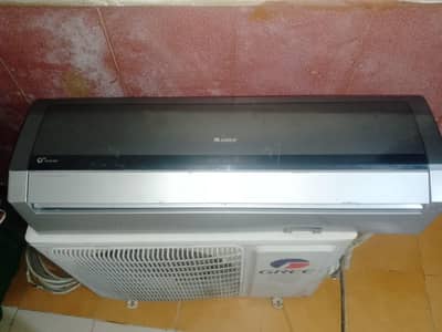 gree G10 1.5  inverter heat and cool