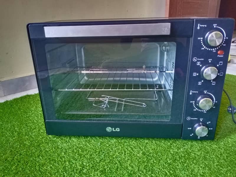 microwave oven 0