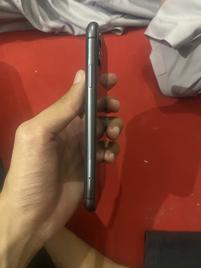 Apple iPhone 11 2