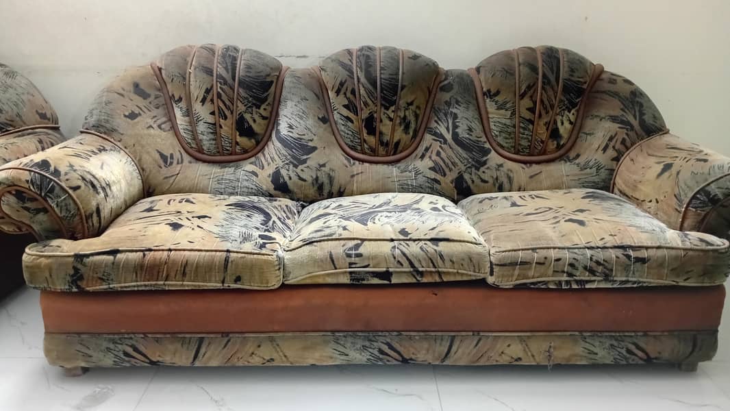 sofas budget friendly 1