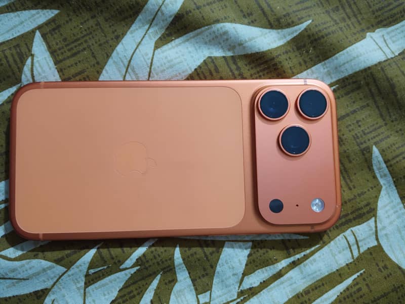 Apple iPhone 17 Pro Max 0