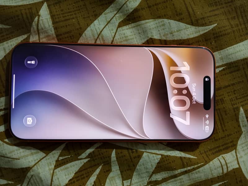 Apple iPhone 17 Pro Max 1