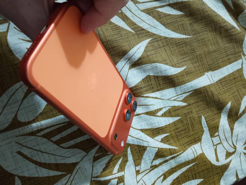 Apple iPhone 17 Pro Max 2