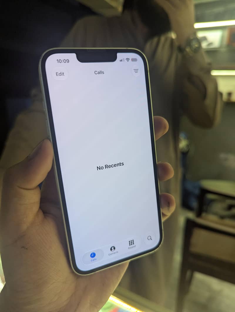 Apple iPhone 14 3