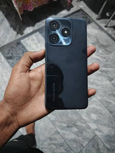 Tecno Spark 10C 8/128 with box  all original